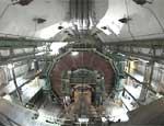 Ученые успешно испытали Большой адронный коллайдер (ФОТО)
